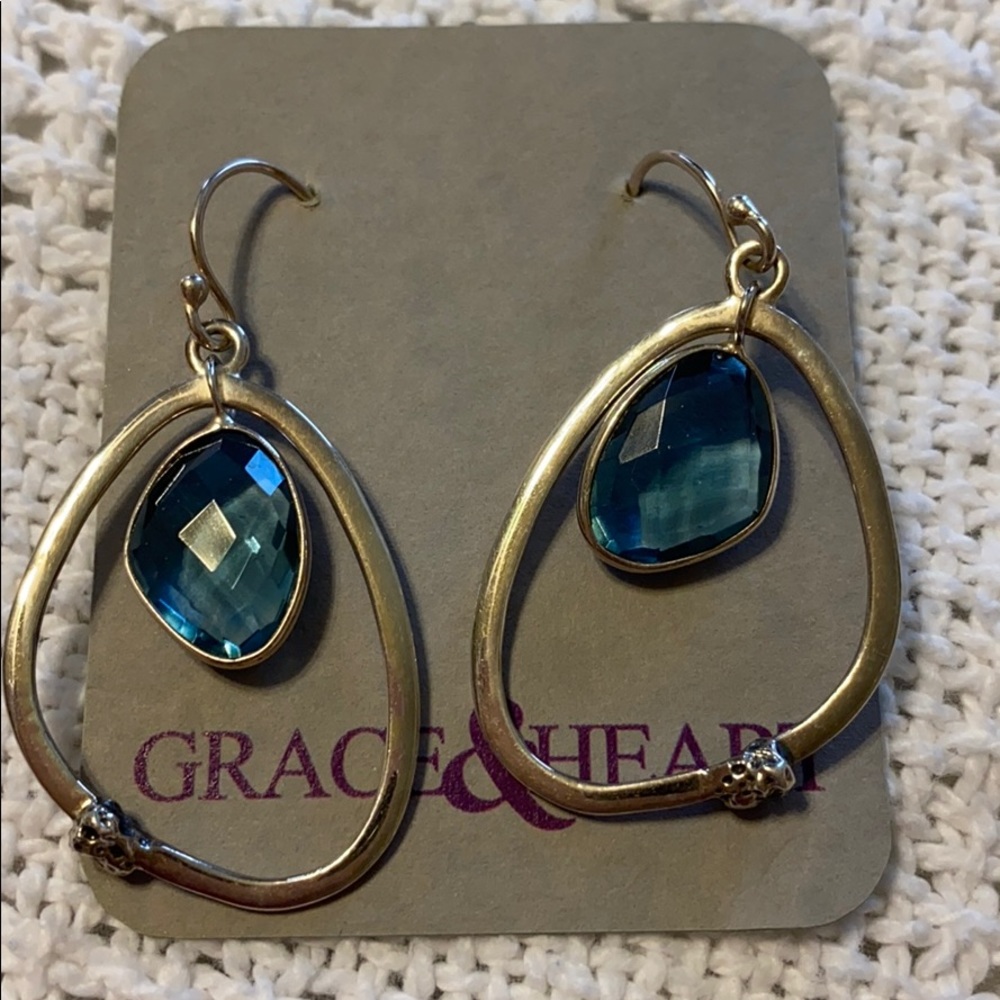 Grace & Heart Azul Earrings